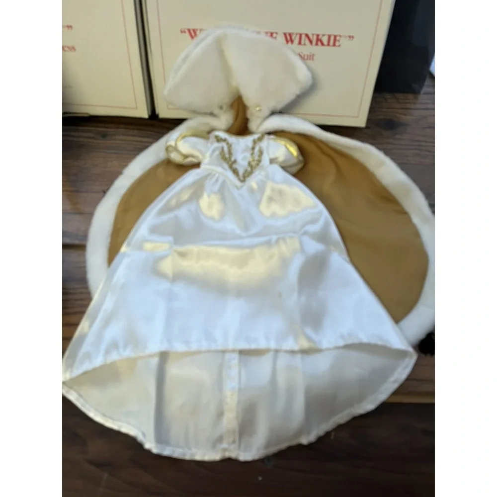 SHIRLEY TEMPLE Doll Outfits 